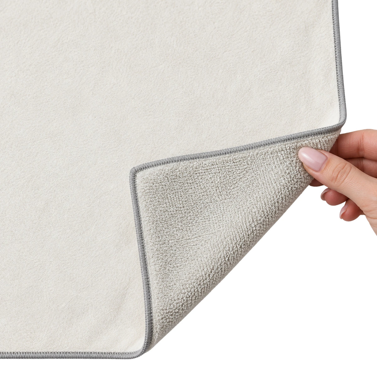 A close-up of a the ragroyale grooming wrap